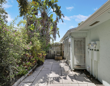 1329 Chippewa Street - Photo Thumbnail 35