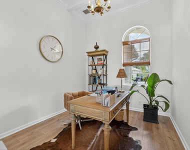 4693 Sugar Beach Way - Photo Thumbnail 13