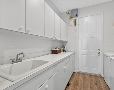 4693 Sugar Beach Way - Photo Thumbnail 27