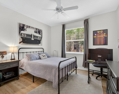 4693 Sugar Beach Way - Photo Thumbnail 46