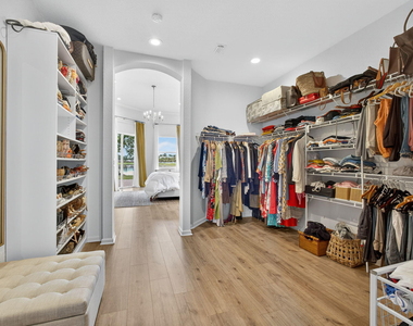 4693 Sugar Beach Way - Photo Thumbnail 32