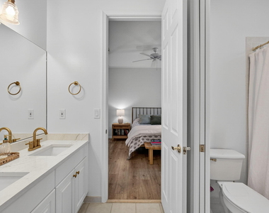 4693 Sugar Beach Way - Photo Thumbnail 41