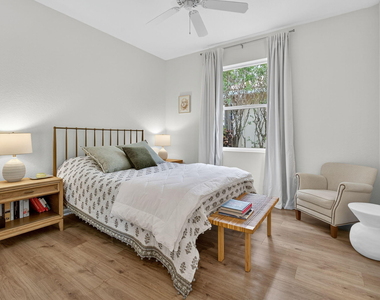 4693 Sugar Beach Way - Photo Thumbnail 36