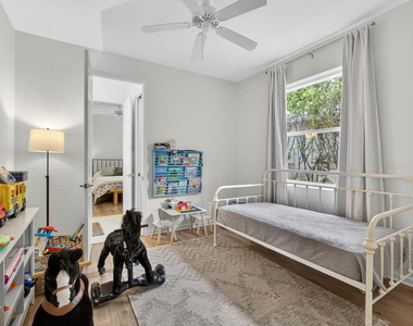 4693 Sugar Beach Way - Photo Thumbnail 43