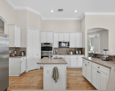 4693 Sugar Beach Way - Photo Thumbnail 20