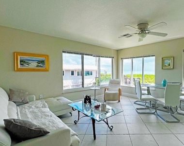 3541 Ne Ocean Boulevard - Photo Thumbnail 13