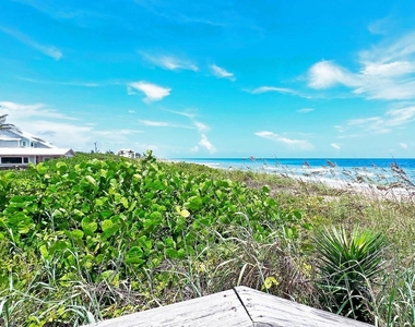 3541 Ne Ocean Boulevard - Photo Thumbnail 11