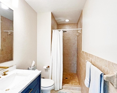 3541 Ne Ocean Boulevard - Photo Thumbnail 21