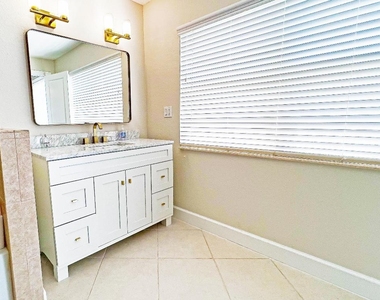3541 Ne Ocean Boulevard - Photo Thumbnail 27