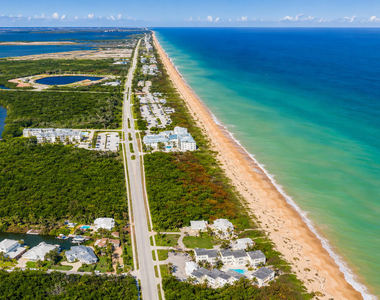 3541 Ne Ocean Boulevard - Photo Thumbnail 35