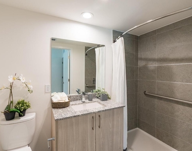 5961 Sw 68th Street - Photo Thumbnail 8