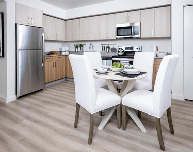 5961 Sw 68th Street - Photo Thumbnail 5