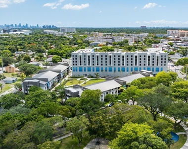 5961 Sw 68th Street - Photo Thumbnail 1