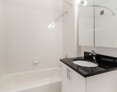 71 Broadway - Photo Thumbnail 14