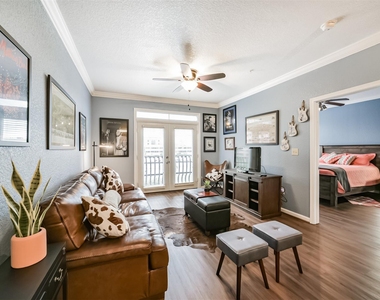 1711 Old Spanish Trail - Photo Thumbnail 2