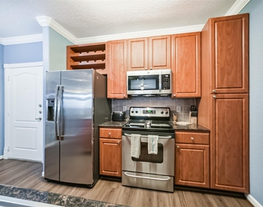 1711 Old Spanish Trail - Photo Thumbnail 9