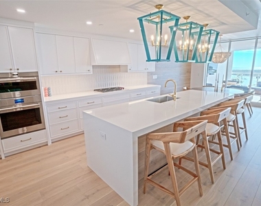 13945 Old Coast Rd - Photo Thumbnail 6