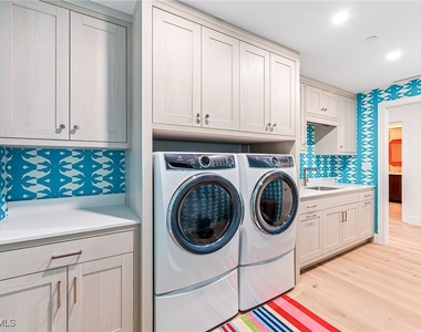13945 Old Coast Rd - Photo Thumbnail 23