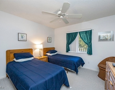5975 Bloomfield Circle - Photo Thumbnail 11