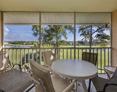 5975 Bloomfield Circle - Photo Thumbnail 12