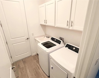 5538 Hampton Links Court - Photo Thumbnail 18