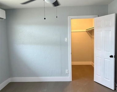 1125 Ann Street - Photo Thumbnail 3