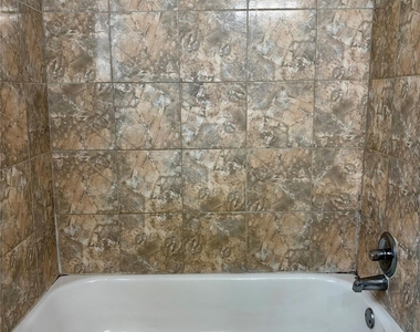 1125 Ann Street - Photo Thumbnail 6