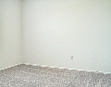 3358 Avary River Lane - Photo Thumbnail 14