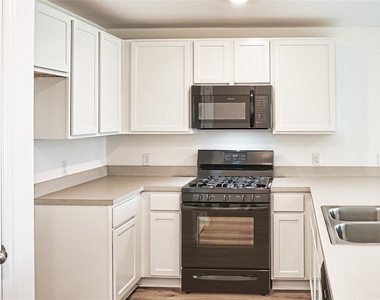 3358 Avary River Lane - Photo Thumbnail 3