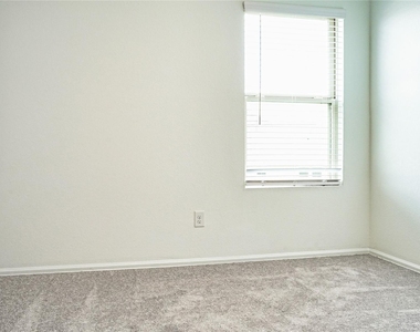 3358 Avary River Lane - Photo Thumbnail 18