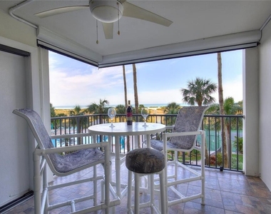 1230 Gulf Boulevard - Photo Thumbnail 13