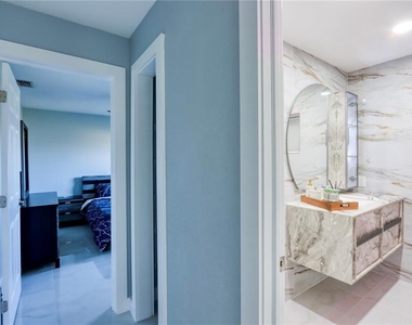 2500 Rio Lisbo Court - Photo Thumbnail 54