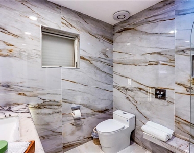 2500 Rio Lisbo Court - Photo Thumbnail 55