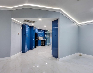 2500 Rio Lisbo Court - Photo Thumbnail 33