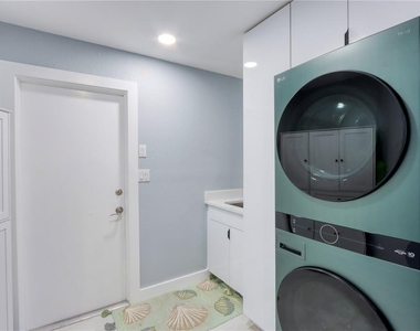 2500 Rio Lisbo Court - Photo Thumbnail 65