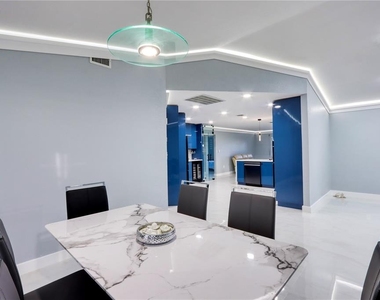 2500 Rio Lisbo Court - Photo Thumbnail 40