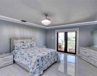 2500 Rio Lisbo Court - Photo Thumbnail 10