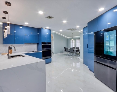 2500 Rio Lisbo Court - Photo Thumbnail 44