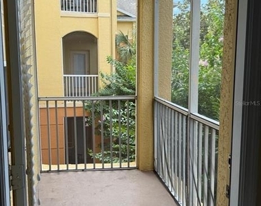 6335 Contessa Drive - Photo Thumbnail 8