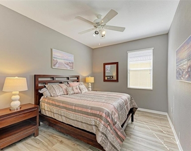 135 River Enclave Court - Photo Thumbnail 4