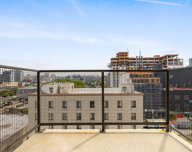 526 Baltic Street - Photo Thumbnail 6