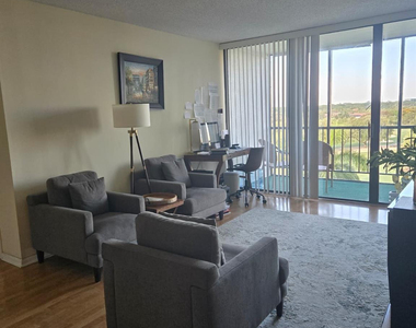 6797 Willow Wood Drive - Photo Thumbnail 11