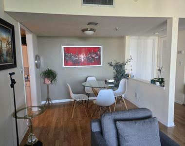 6797 Willow Wood Drive - Photo Thumbnail 4