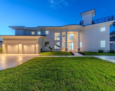 2523 Castilla Isle - Photo Thumbnail 2