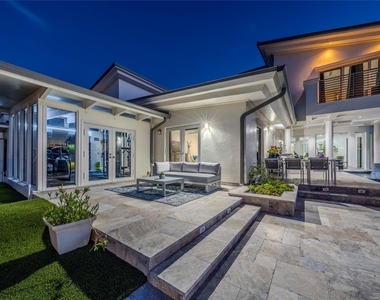 2523 Castilla Isle - Photo Thumbnail 10