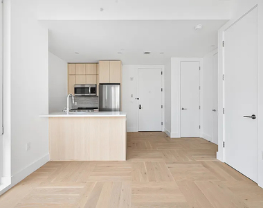 526 Baltic Street - Photo Thumbnail 5