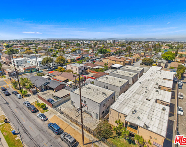 649 W 92nd Street - Photo Thumbnail 10
