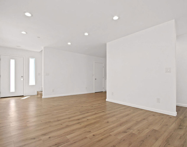 649 W 92nd Street - Photo Thumbnail 26