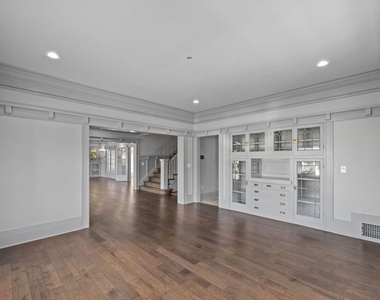 344 S Kingsley Drive - Photo Thumbnail 9