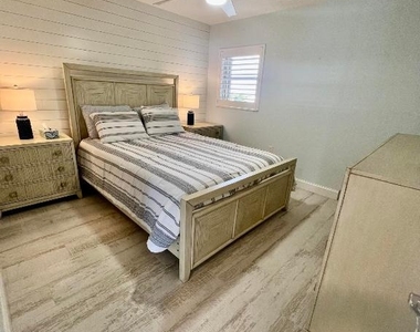 7410 S Ocean Drive - Photo Thumbnail 13